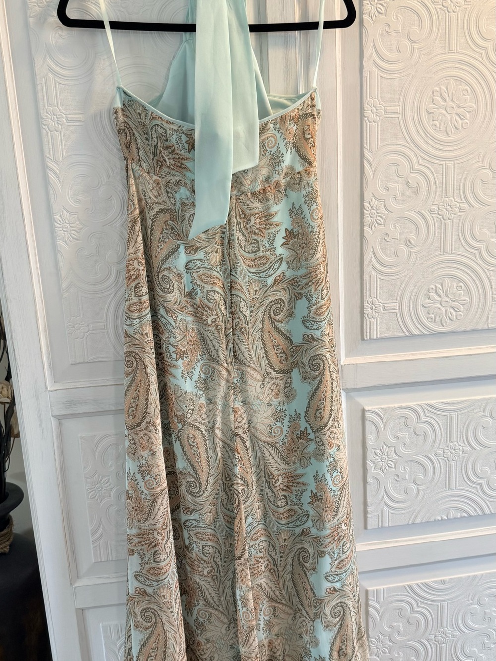 RW &Company Light Blue Paisley Halter Maxi Dress - Picture 2 of 4